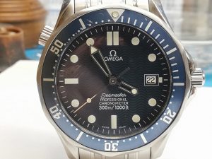 Bond Omega nagyszervizen